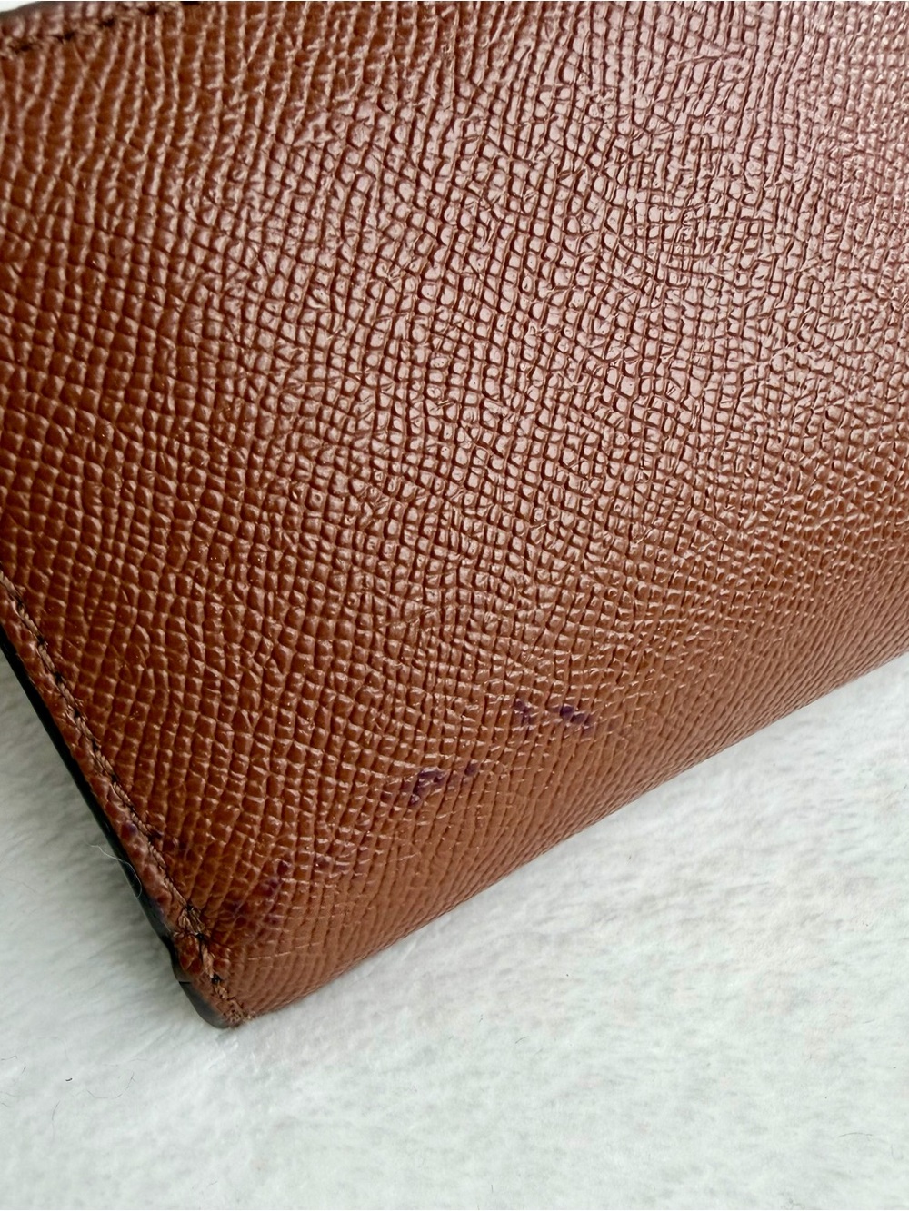 Coach Medium Corner Zip Wallet in Crossgrain Leather (Light Saddle) F11484 - Picture 12 of 15